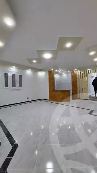 https://aqarmap.com.eg/ar/listing/5909465-for-sale-alexandria-l-jmy-el-kilo-21