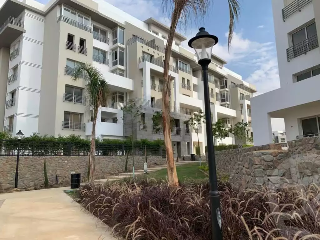 https://aqarmap.com.eg/en/listing/5607783-for-sale-cairo-new-cairo-compounds-hyde-park-parkway-hyde-park-compound