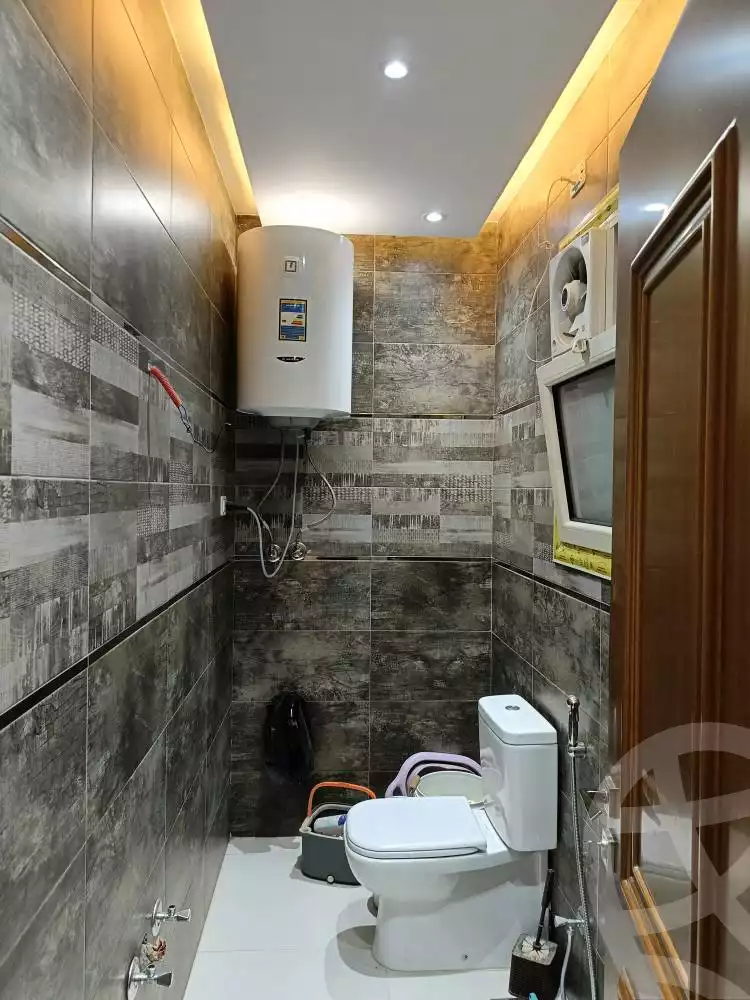 https://aqarmap.com.eg/en/listing/5608087-for-sale-cairo-mokattam-lhdb-l-ly-manteqt-ganob-s