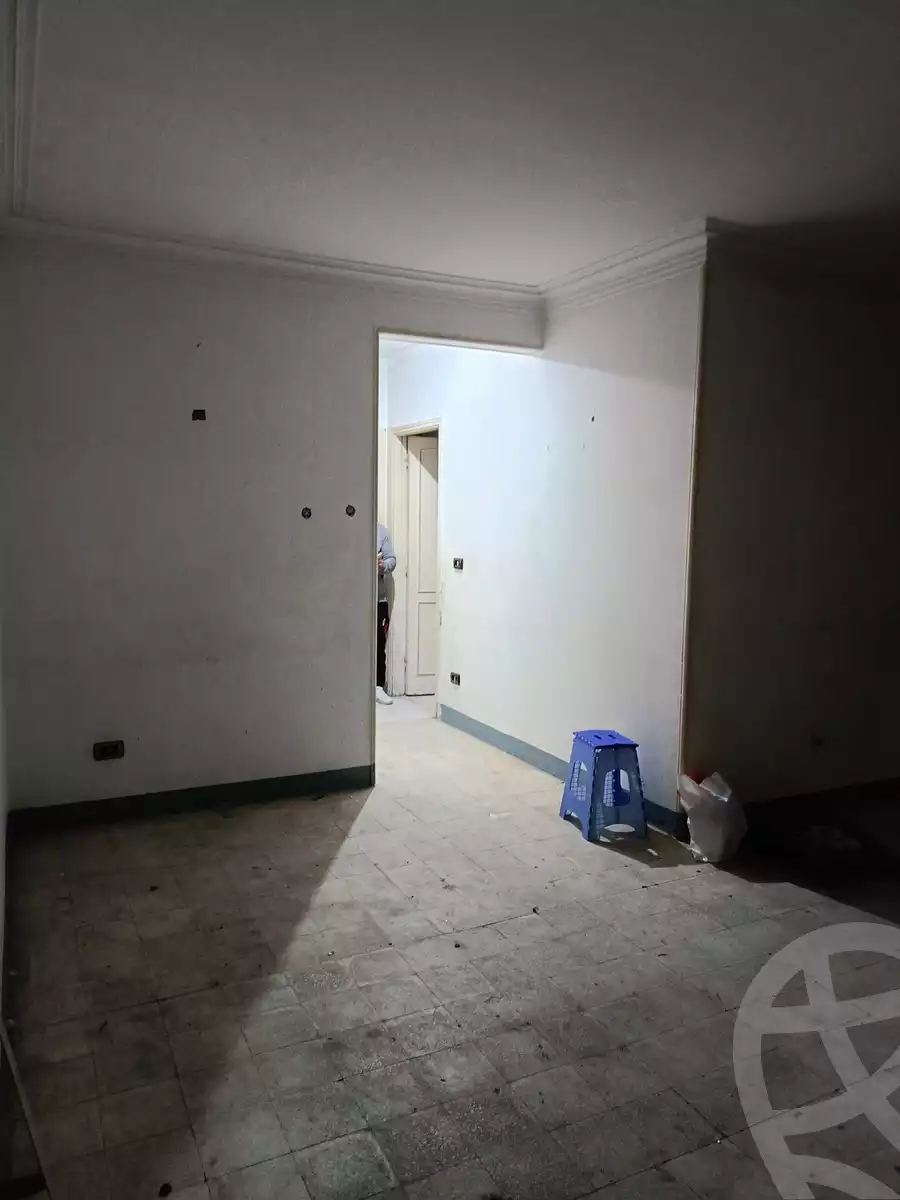 https://aqarmap.com.eg/en/listing/5608300-for-rent-cairo-mokattam-lhdb-l-ly-shareaa-9