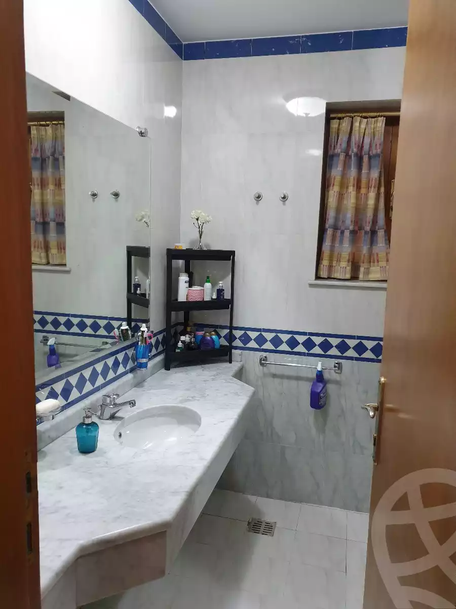 https://aqarmap.com.eg/en/listing/5609325-for-sale-cairo-new-cairo-ganob-el-akadamiya-south-academy-h