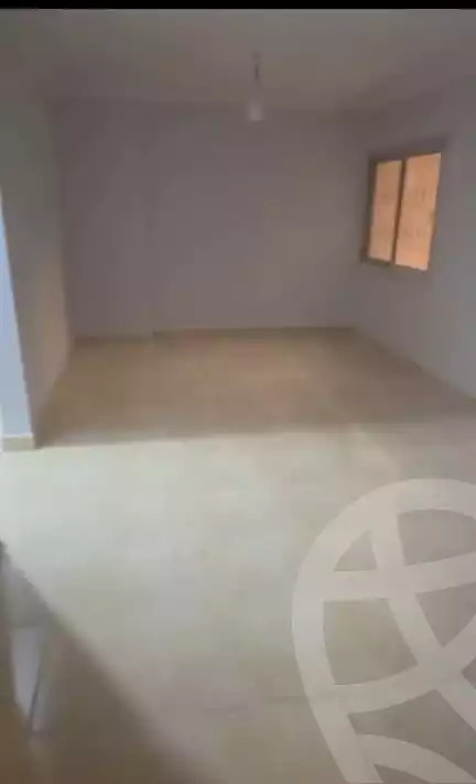 https://aqarmap.com.eg/ar/listing/5610072-for-rent-cairo-mokattam-compounds-kmbwnd-rwyl-jrdnz