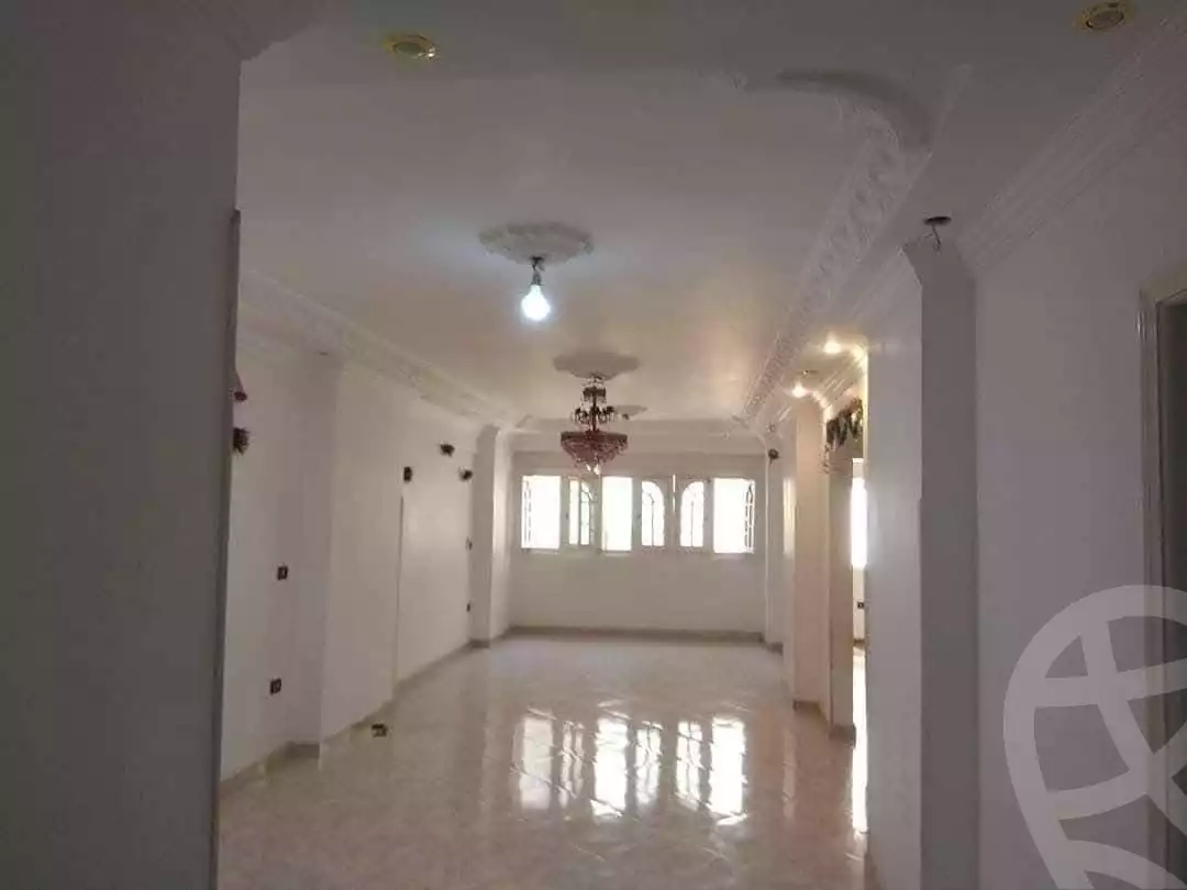 https://aqarmap.com.eg/en/listing/5612702-for-sale-cairo-helwan-hadayek-helwan-al-nadi