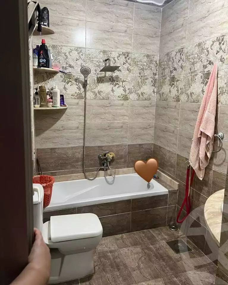 https://aqarmap.com.eg/en/listing/5612820-for-sale-alexandria-krmwz