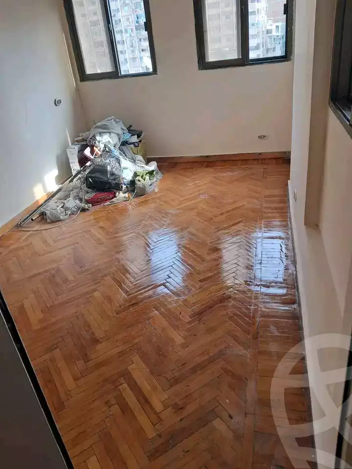 https://aqarmap.com.eg/en/listing/5612965-for-sale-alexandria-cleopatra-shr-bw-qyr-tryq-lhry