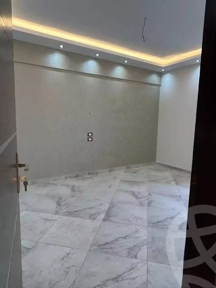 https://aqarmap.com.eg/ar/listing/5613999-for-sale-gharbia-tanta-tanta-city-al-helw-st