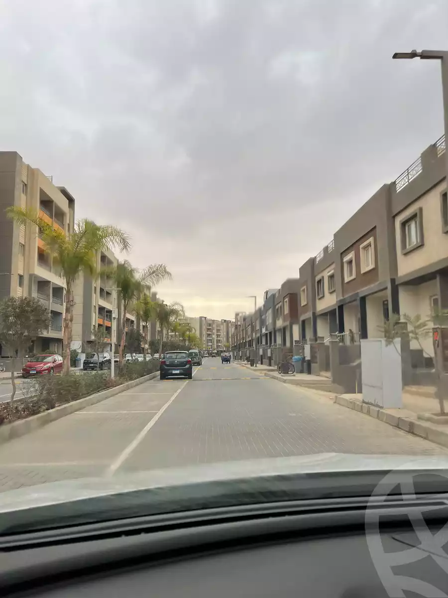 https://aqarmap.com.eg/en/listing/5528623-for-sale-cairo-6th-of-october-hadaeq-october-kmbwnd-fy-hdyq-ktwbr-rock-eden-compound-el-batal-group