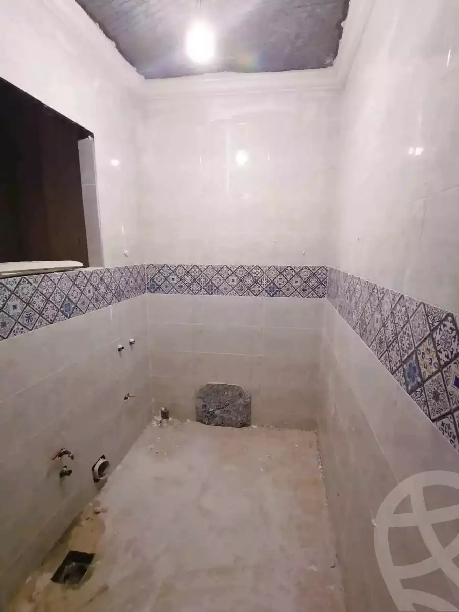 https://aqarmap.com.eg/en/listing/5614502-for-sale-alexandria-el-hanouvel-al-asdakaa-st