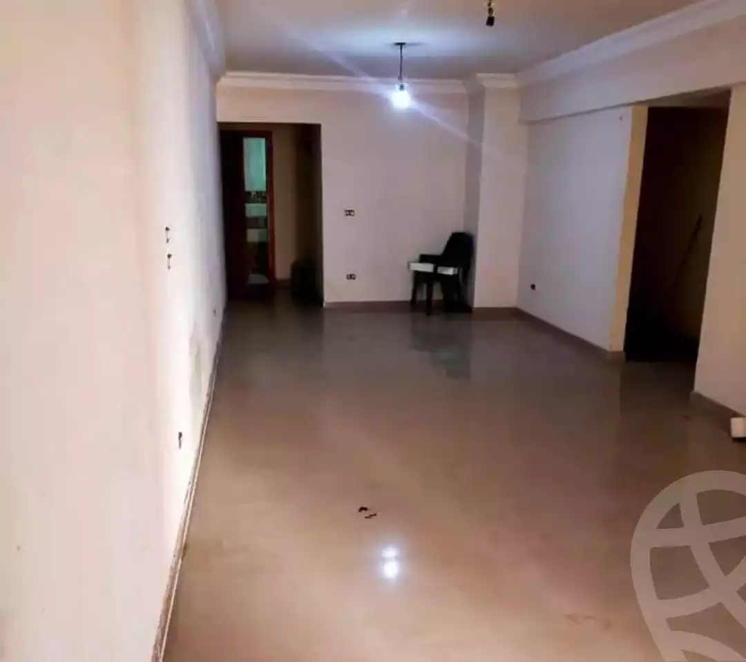 https://aqarmap.com.eg/en/listing/5615314-for-sale-alexandria-ganaklis-shr-mrtdy-bsh