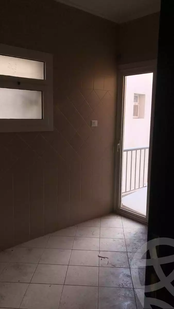 https://aqarmap.com.eg/en/listing/5619026-for-rent-cairo-el-sheikh-zayed-city-compounds-dh-drys