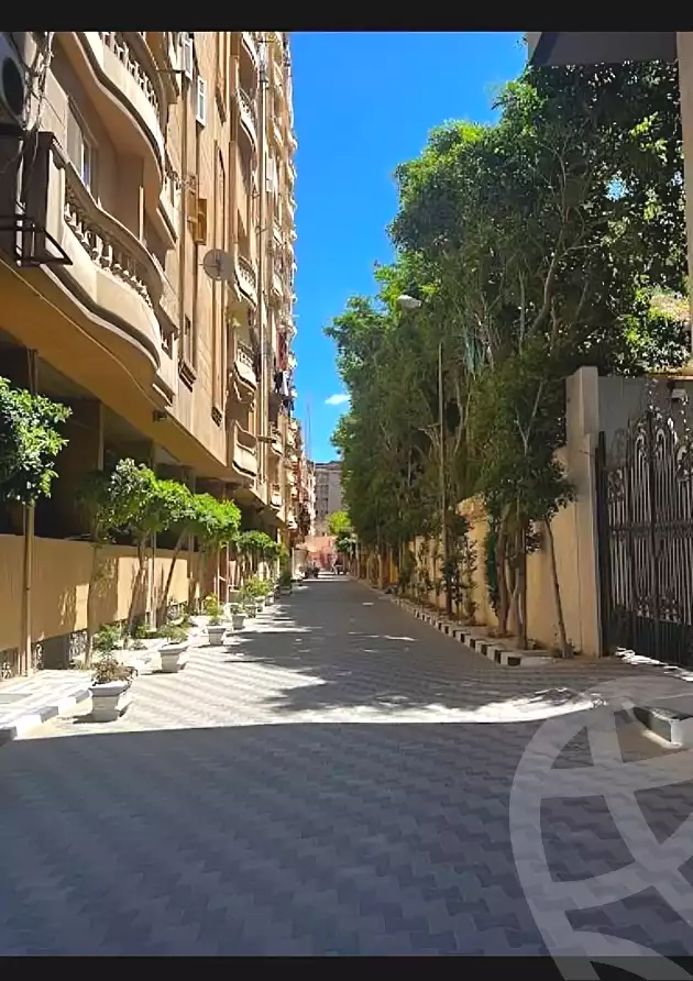 https://aqarmap.com.eg/ar/listing/5621433-for-sale-alexandria-new-miami-mostafa-kamel-sttt