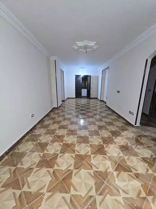 https://aqarmap.com.eg/en/listing/5621701-for-rent-cairo-helwan-kwrnysh-hlwn