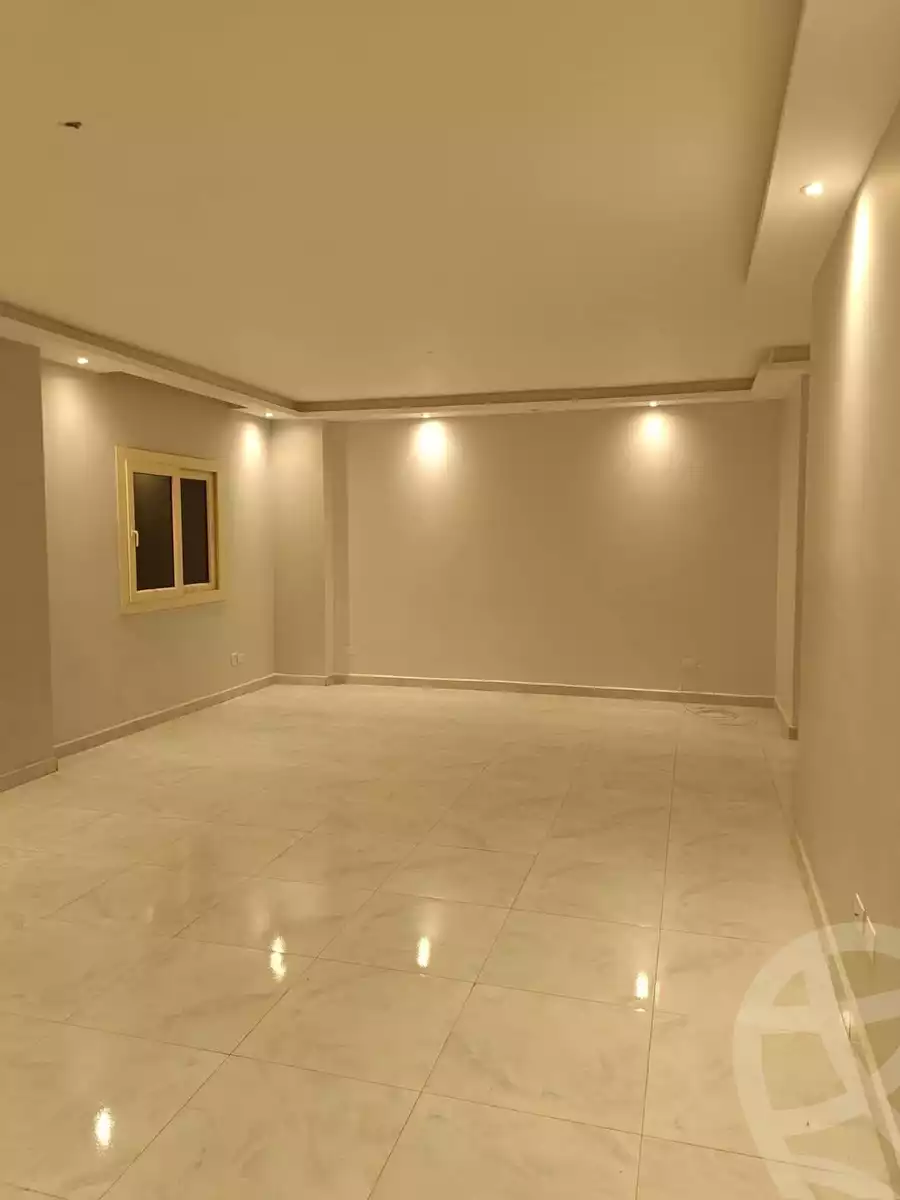 https://aqarmap.com.eg/ar/listing/5622046-for-rent-cairo-mokattam-lhdb-l-ly-manteqt-ganob-s