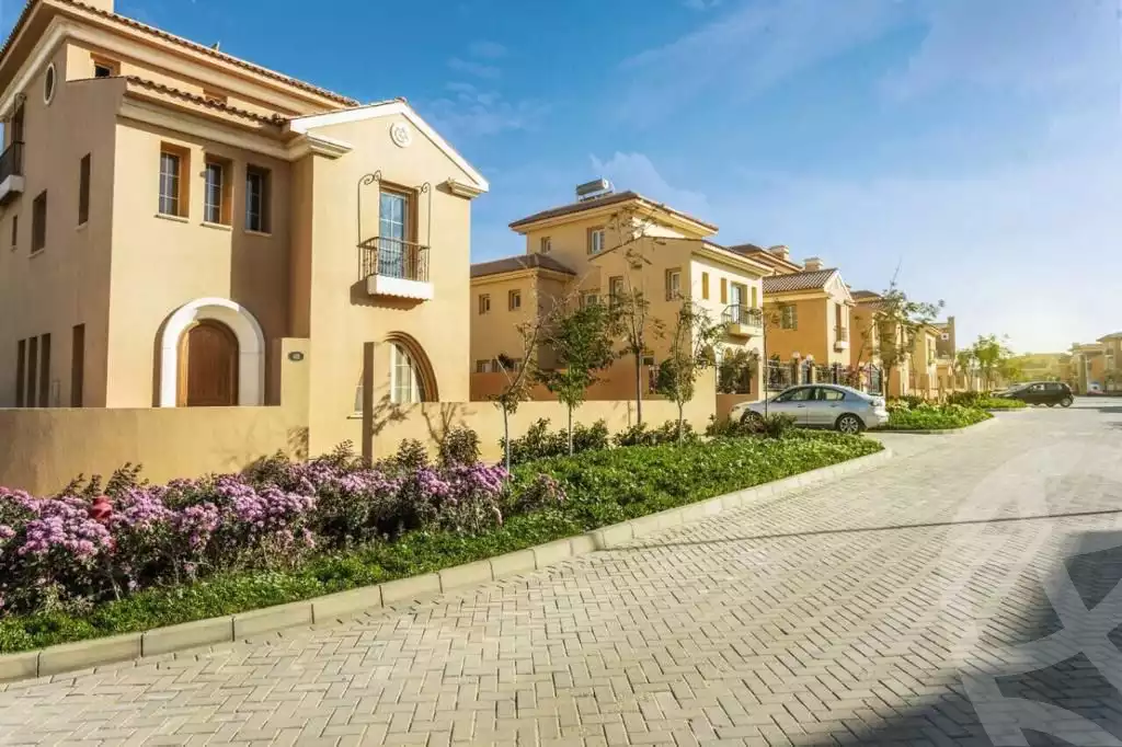 https://aqarmap.com.eg/en/listing/5623736-for-sale-cairo-new-cairo-compounds-hyde-park-greens-hyde-park-compound