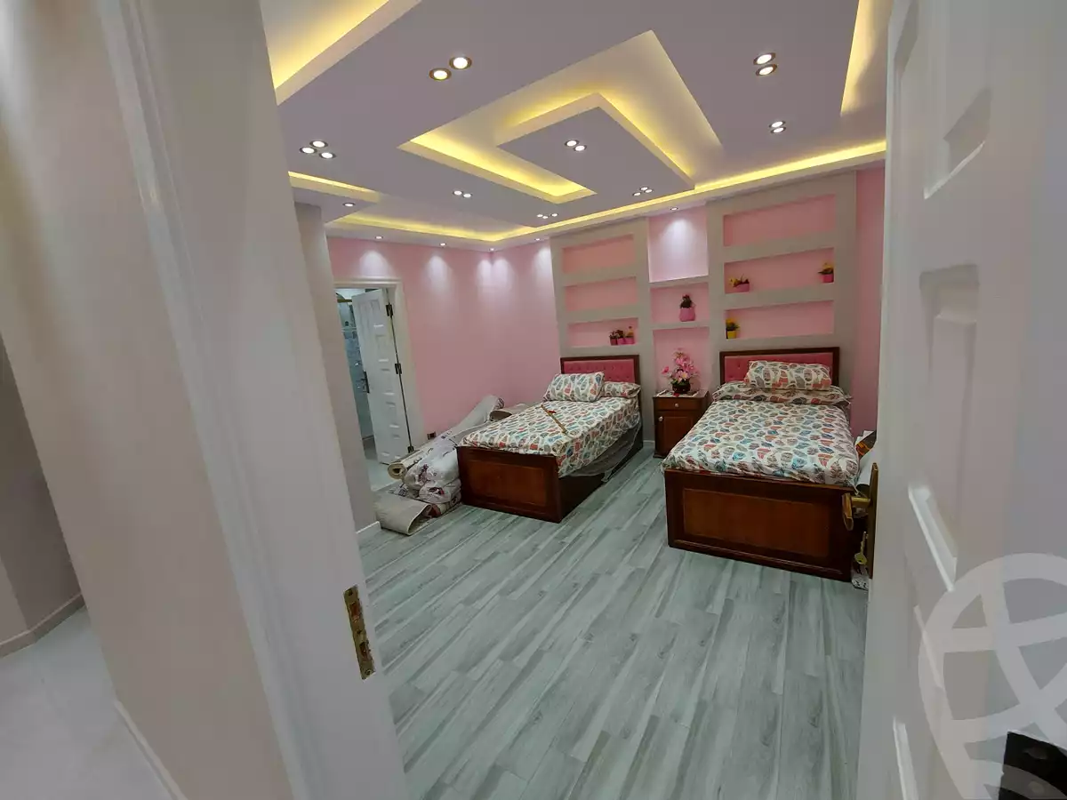 https://aqarmap.com.eg/ar/listing/5624021-for-sale-alexandria-camp-cesar-el-gaish-rd