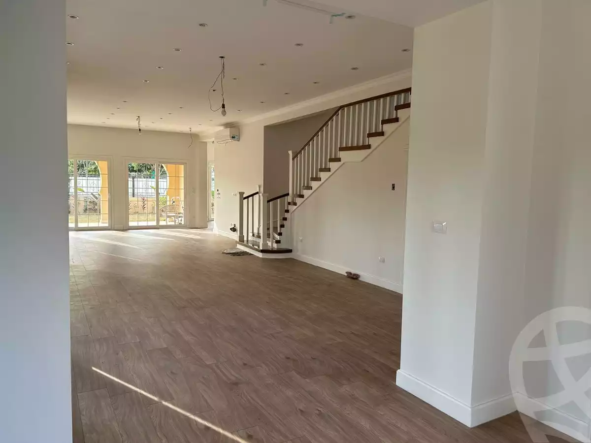 https://aqarmap.com.eg/ar/listing/5624212-for-sale-cairo-new-cairo-compounds-hyde-park