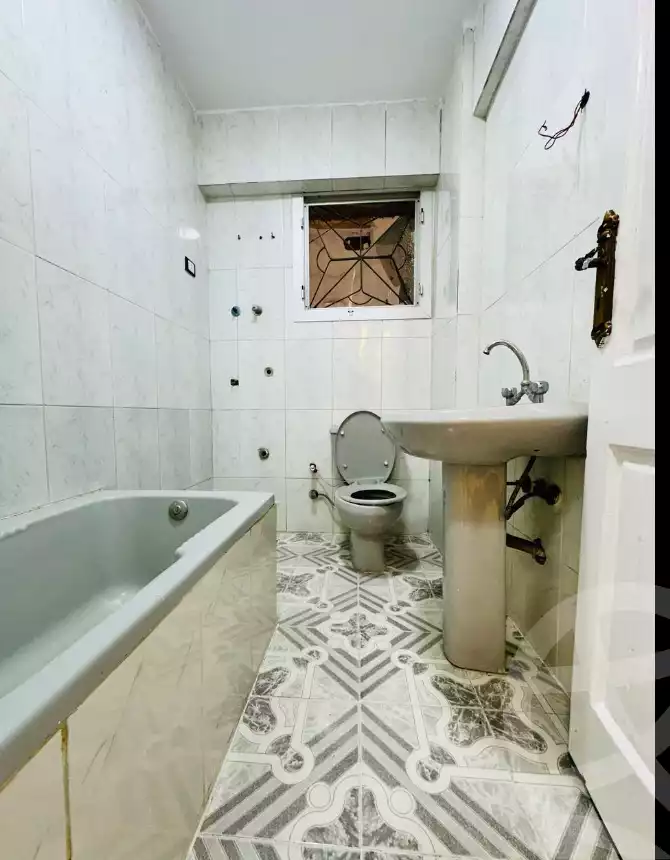 https://aqarmap.com.eg/en/listing/5625364-for-sale-alexandria-l-jmy-shataa-el-nakheel-street-25