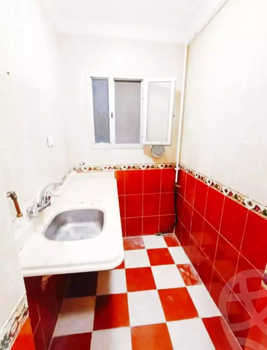 https://aqarmap.com.eg/en/listing/5625366-for-sale-alexandria-el-hanouvel-el-madina-el-monawwara-st