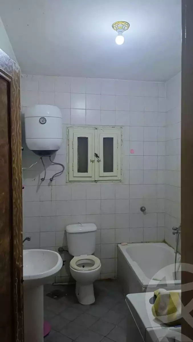 https://aqarmap.com.eg/en/listing/5625465-for-sale-alexandria-el-hanouvel-el-shaheed-ahmed-hamdy-st