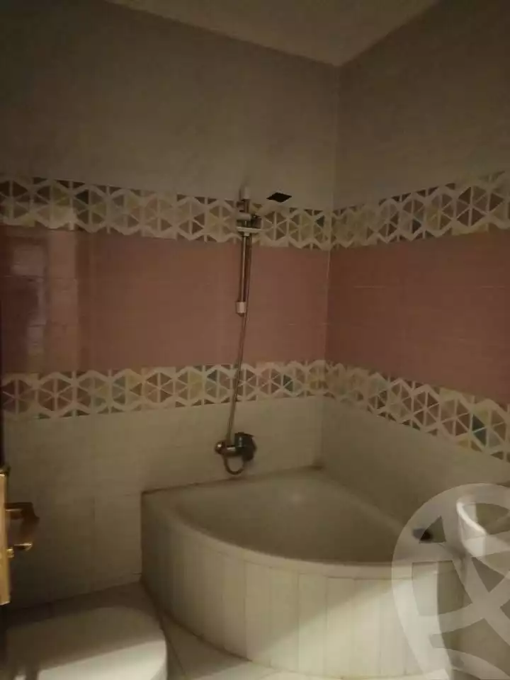 https://aqarmap.com.eg/en/listing/5625482-for-rent-cairo-mokattam-lhdb-l-ly-manteqt-ganob-s