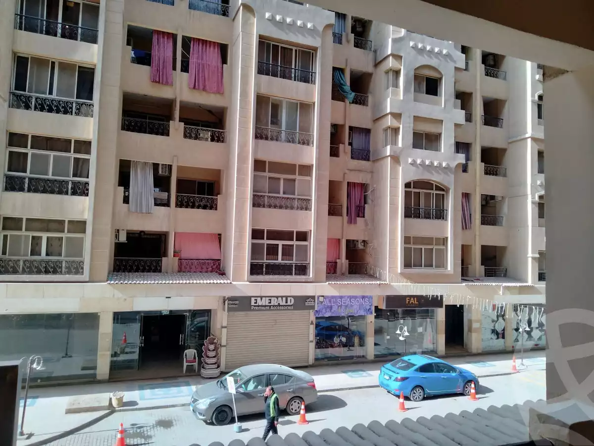 https://aqarmap.com.eg/en/listing/5626261-for-sale-cairo-faisal-el-maryotyah-town-valley-compound-sakan