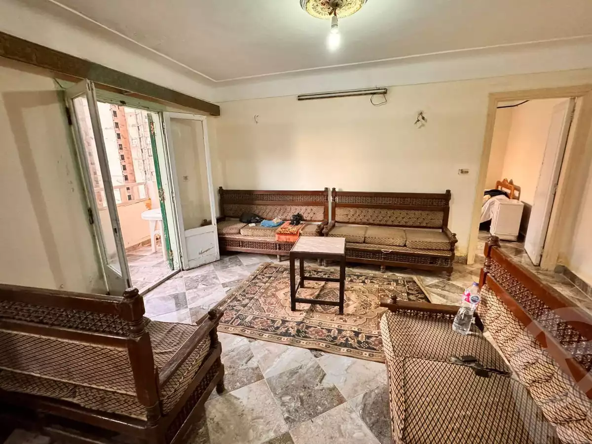 https://aqarmap.com.eg/ar/listing/5627299-for-sale-alexandria-miami-khld-bn-lwlyd