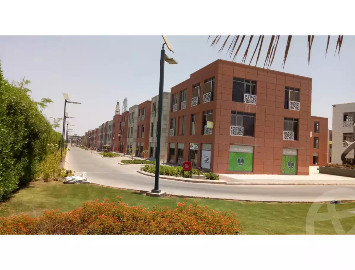 https://aqarmap.com.eg/ar/listing/5627348-for-rent-cairo-el-sheikh-zayed-city-compounds-the-courtyard-mall-dorra