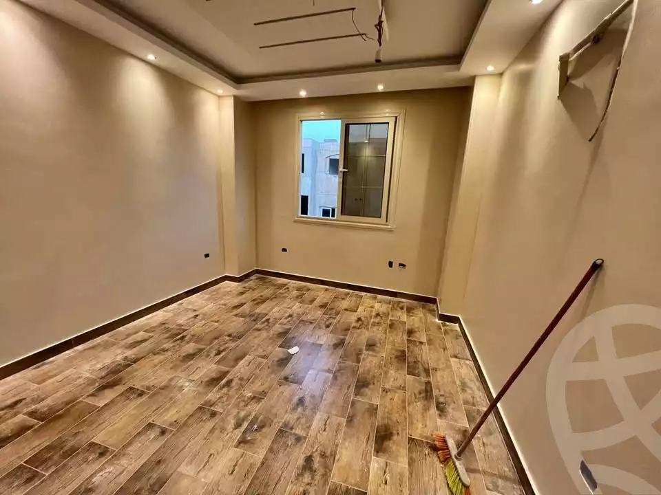 https://aqarmap.com.eg/ar/listing/5627401-for-sale-cairo-mokattam-lhdb-l-ly-shr-krym-bnwn