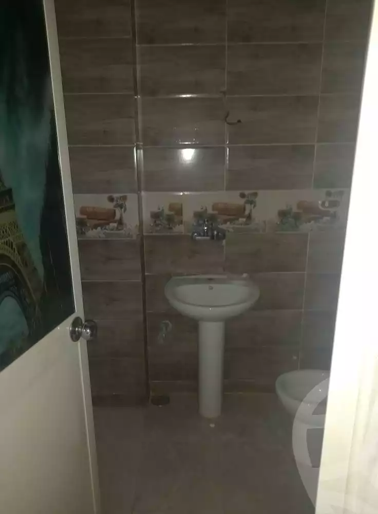 https://aqarmap.com.eg/ar/listing/5629000-for-sale-alexandria-l-jmy-l-jmy-lbhry