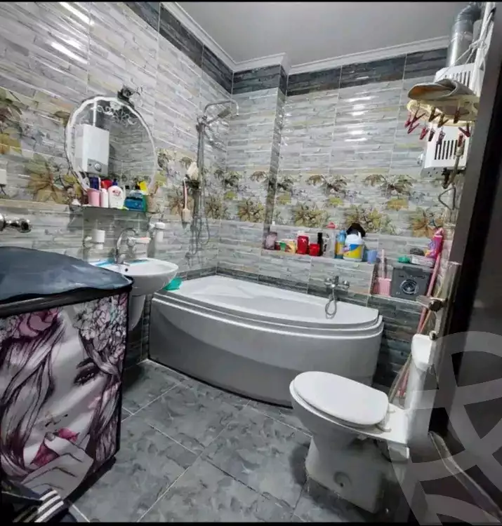 https://aqarmap.com.eg/en/listing/5630346-for-sale-cairo-mokattam-el-hadabah-el-wosta-el-mantaqa-el-rabaa-al-gamea-al-haditha-st