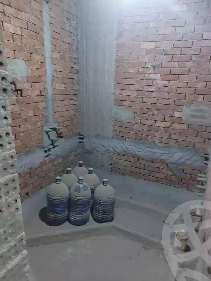 https://aqarmap.com.eg/ar/listing/5630472-for-sale-cairo-helwan-hadayek-helwan-el-eshrein-st