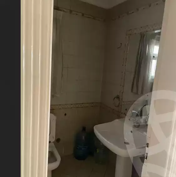 https://aqarmap.com.eg/en/listing/5631623-for-sale-cairo-heliopolis-ard-el-golf-el-thawra-st