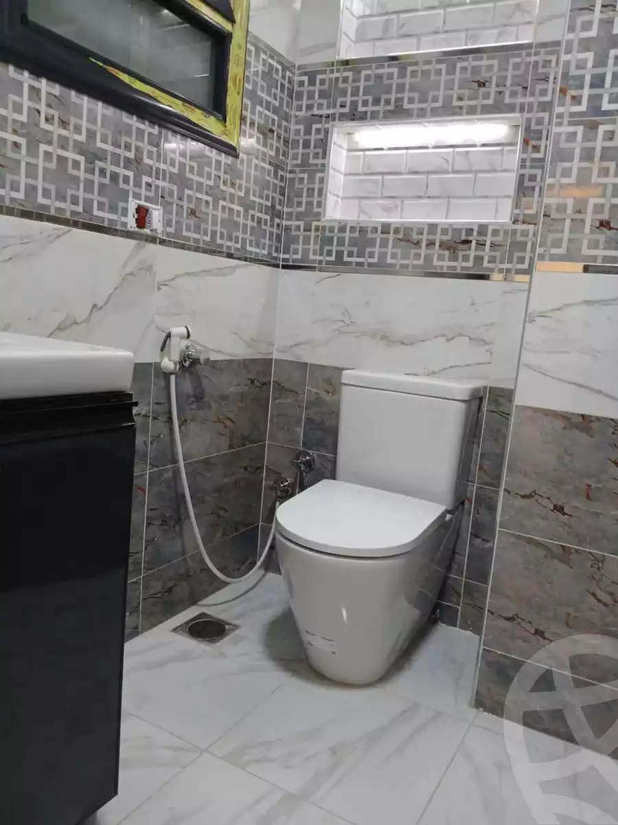 https://aqarmap.com.eg/ar/listing/5632518-for-sale-alexandria-l-jmy-lbytsh-ain-shams-st