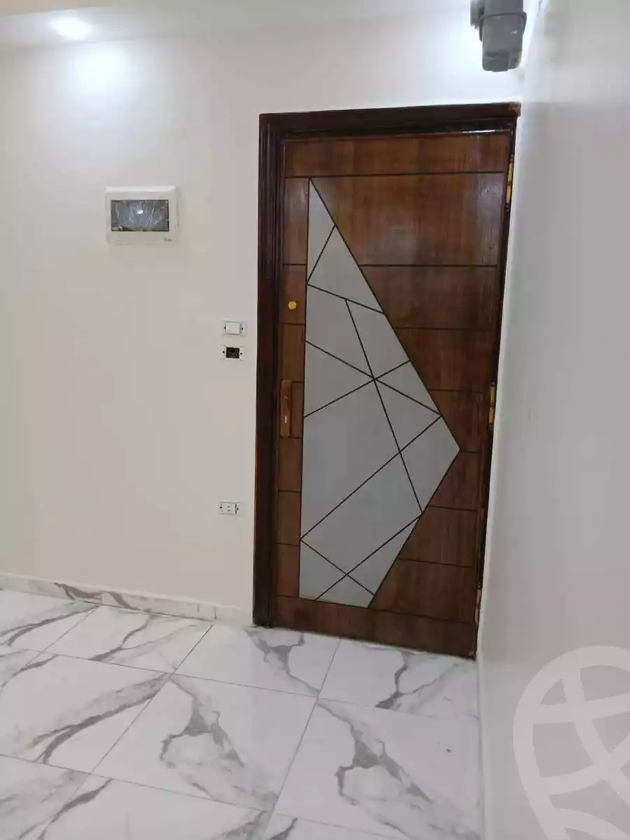 https://aqarmap.com.eg/ar/listing/5632518-for-sale-alexandria-l-jmy-lbytsh-ain-shams-st