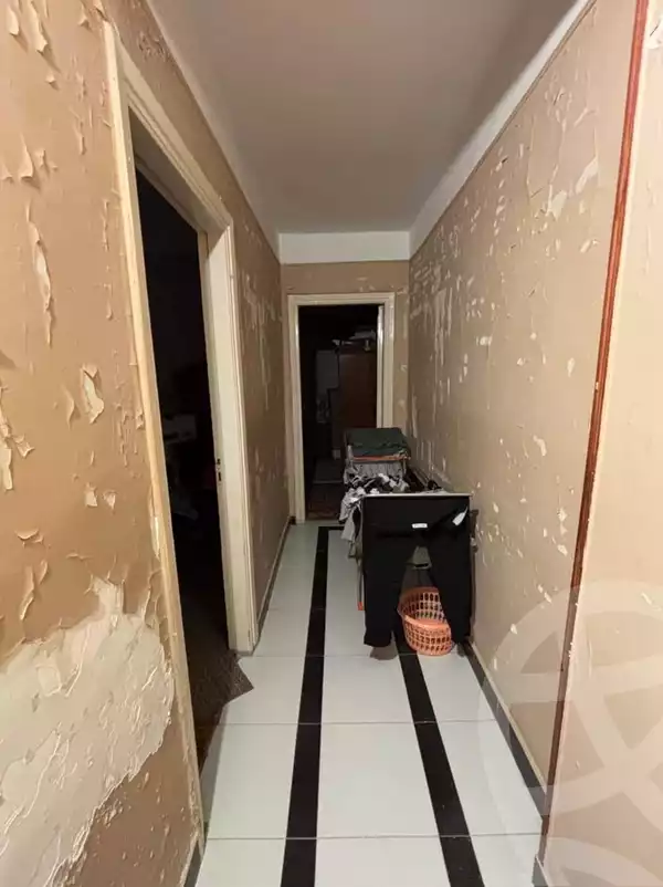 https://aqarmap.com.eg/ar/listing/5634595-for-sale-alexandria-ganaklis-shr-mrtdy-bsh