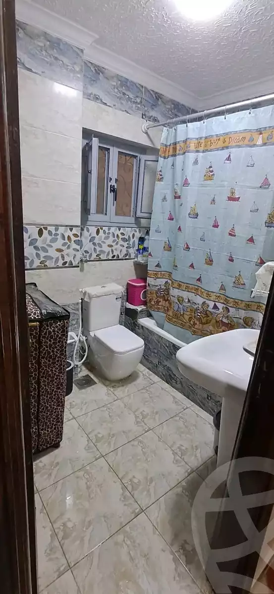 https://aqarmap.com.eg/en/listing/5635443-for-sale-alexandria-l-jmy-lbytsh-mahmoud-awad-st