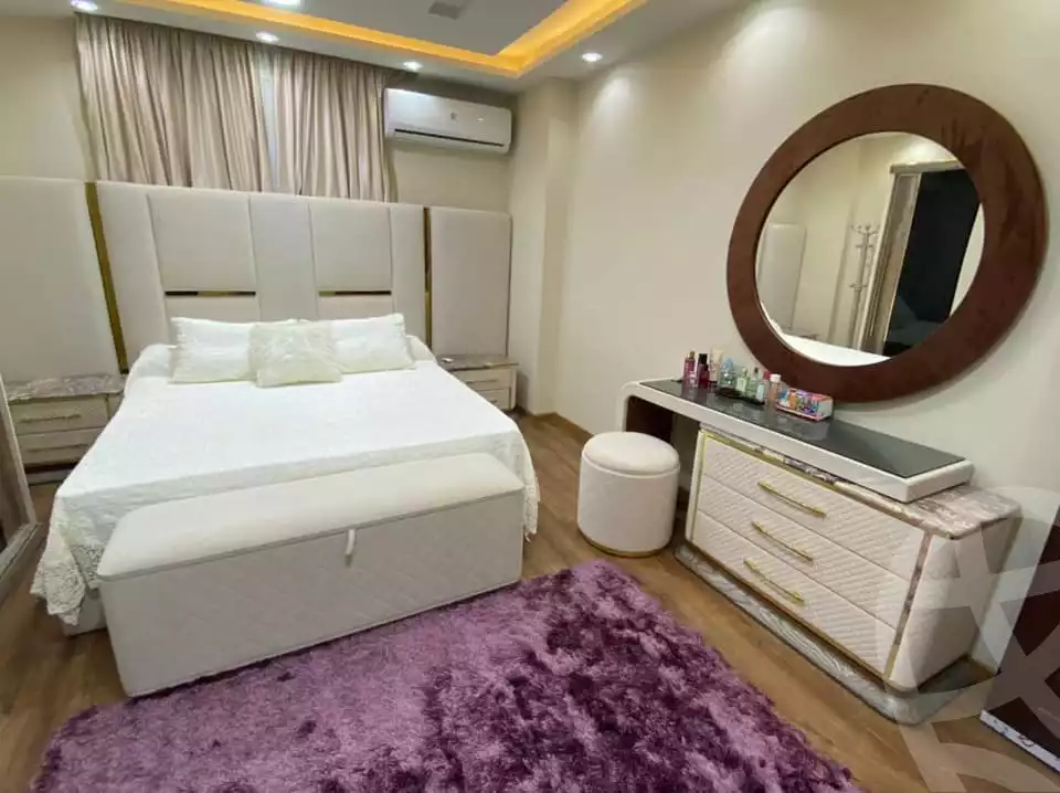 https://aqarmap.com.eg/en/listing/5635697-for-sale-cairo-mokattam-lhdb-l-ly-el-madina-el-monawara-st