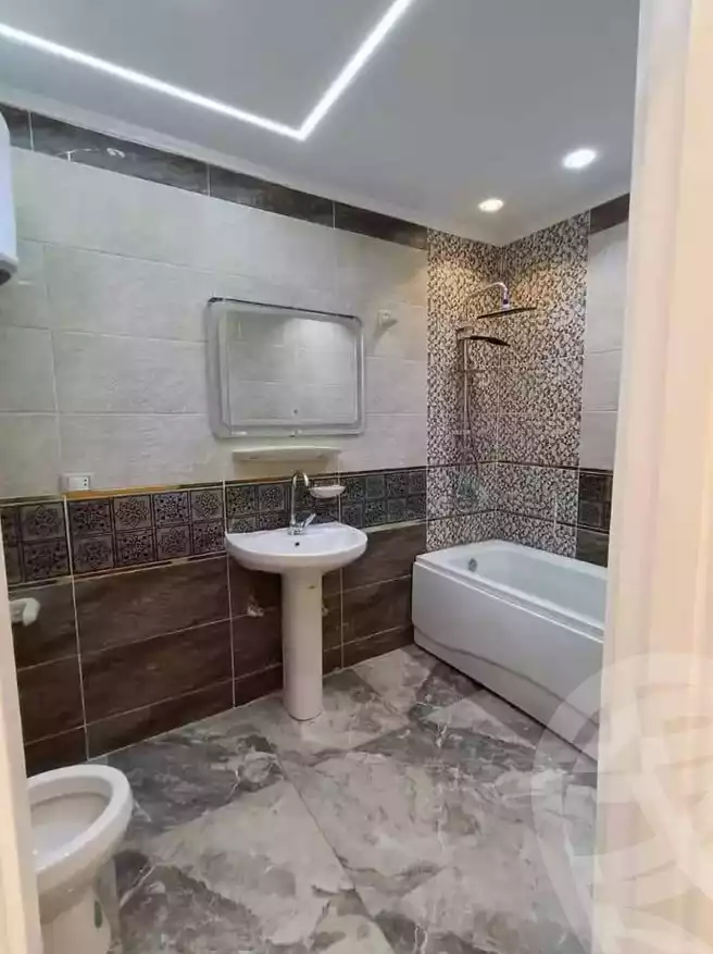 https://aqarmap.com.eg/ar/listing/5636242-for-sale-cairo-ain-shams-jsr-lswys