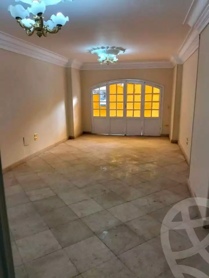 https://aqarmap.com.eg/ar/listing/5636730-for-rent-cairo-mokattam-lhdb-l-ly-shareaa-9