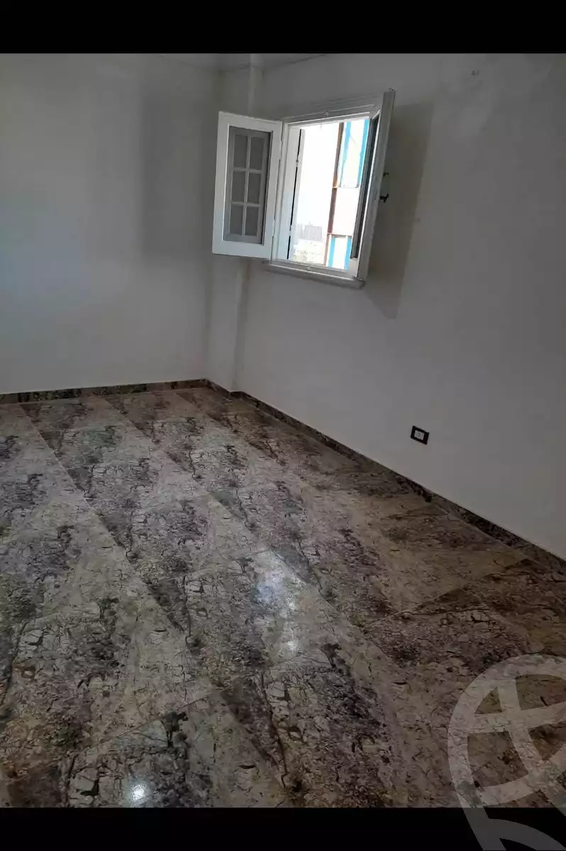 https://aqarmap.com.eg/ar/listing/5640171-for-sale-alexandria-l-jmy-lbytsh-el-hanafeya-st