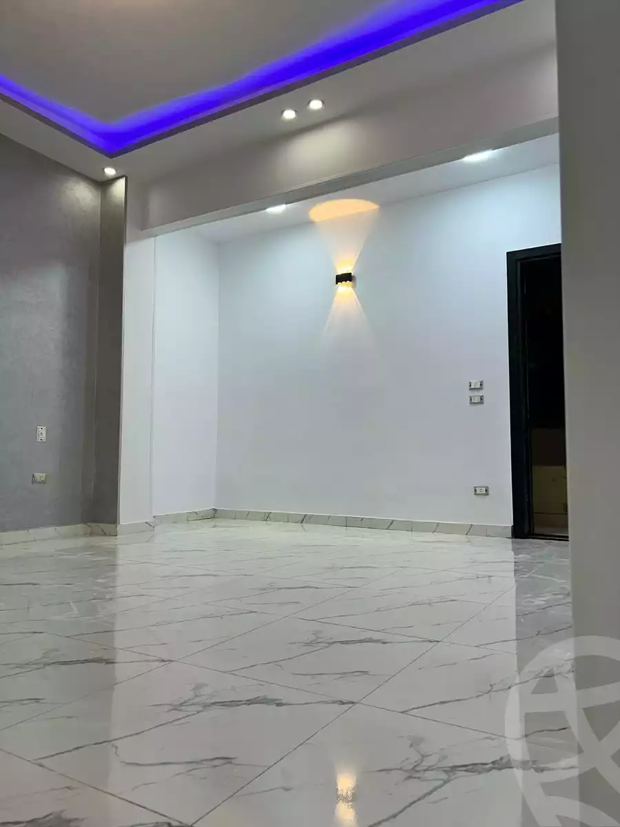 https://aqarmap.com.eg/en/listing/5640290-for-sale-cairo-6th-of-october-el-ahyaa-neighborhood-3rd-al-hay-al-thalith-st