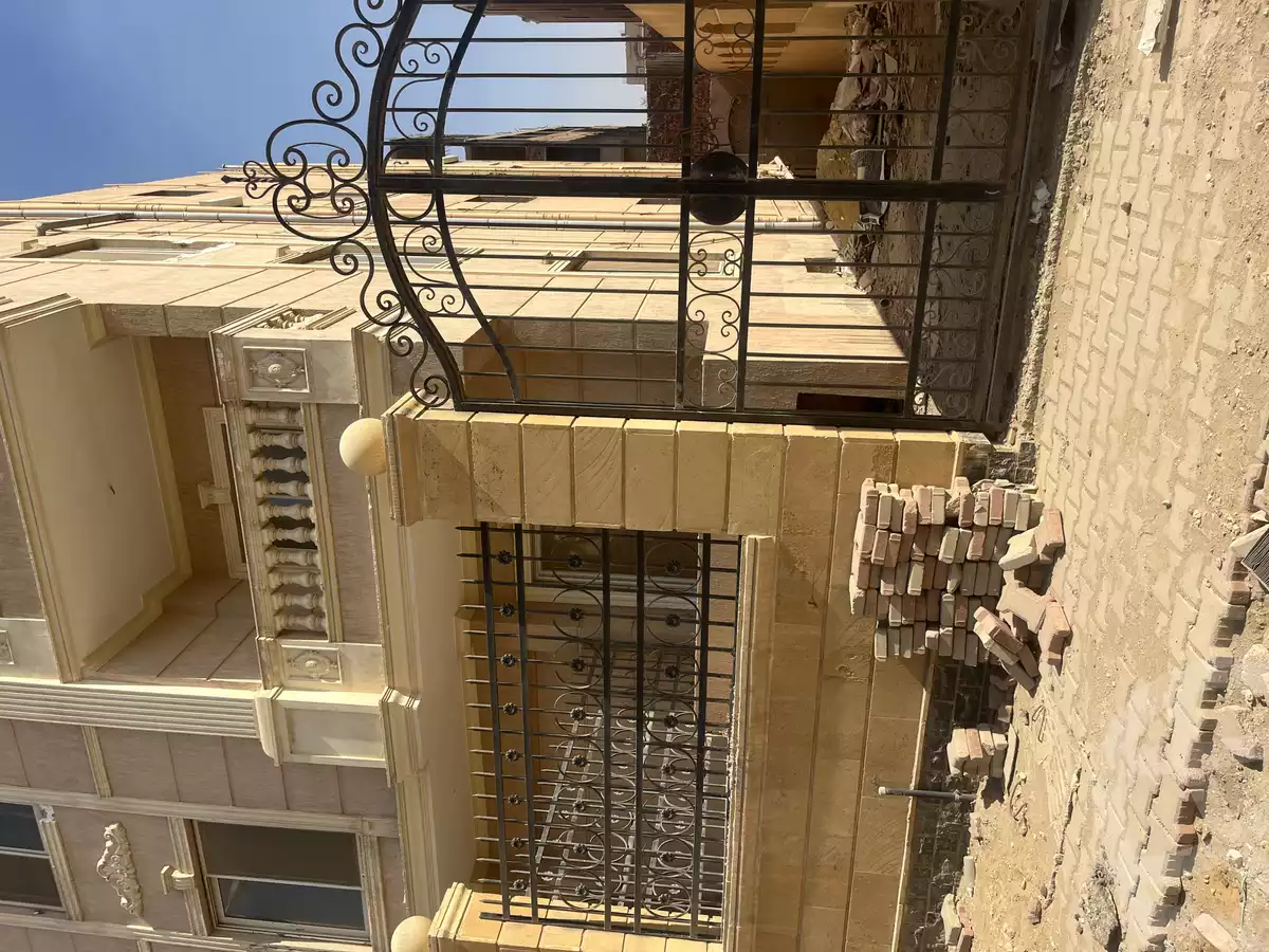 https://aqarmap.com.eg/en/listing/5640993-for-sale-cairo-new-cairo-el-kornfol-el-kornfol-6