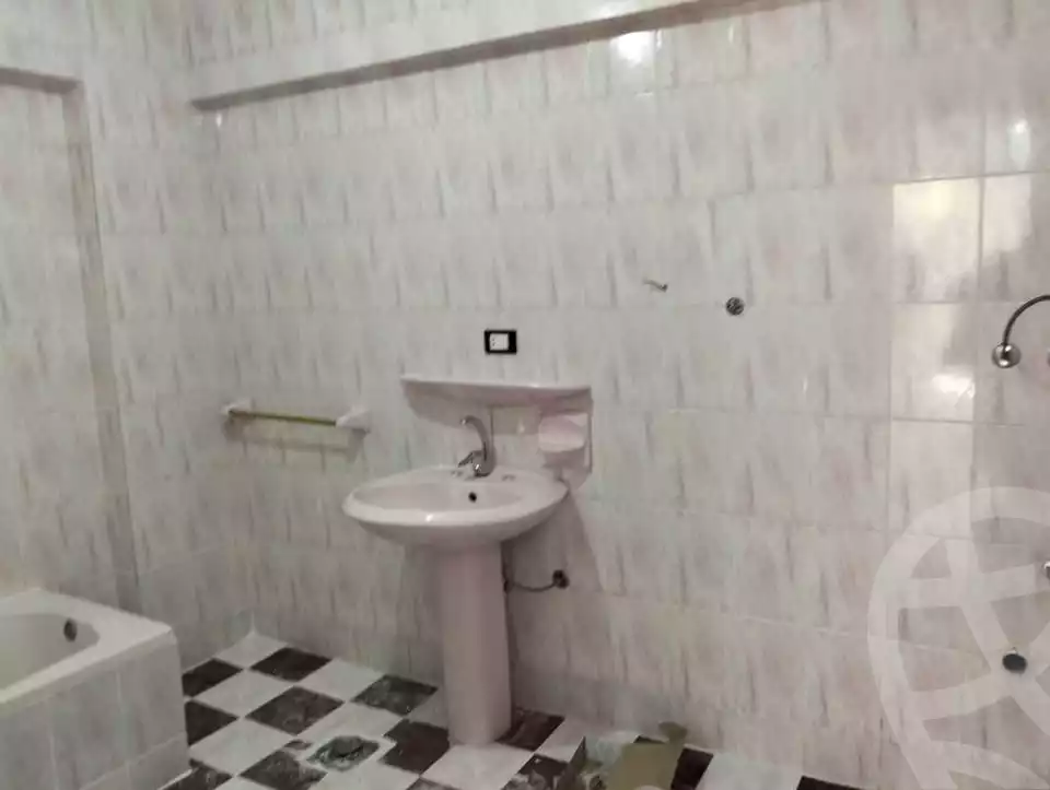 https://aqarmap.com.eg/en/listing/5641356-for-rent-alexandria-l-jmy-shataa-el-nakheel