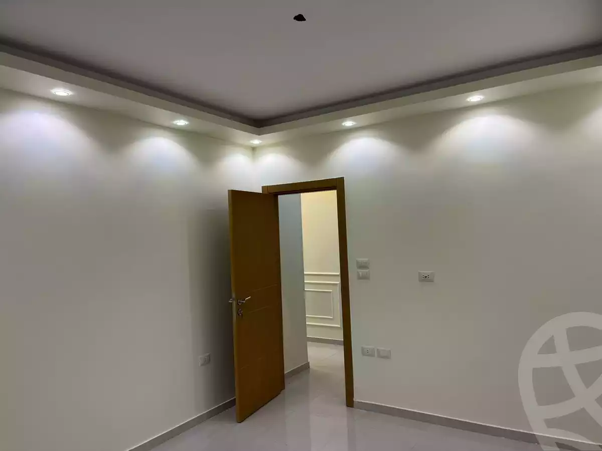 https://aqarmap.com.eg/en/listing/5642637-for-sale-cairo-el-shorouk-lhy-lthlth-grb-iskan-fakher