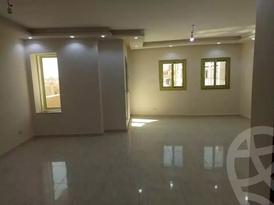 https://aqarmap.com.eg/ar/listing/5646090-for-rent-cairo-mokattam-lhdb-l-ly