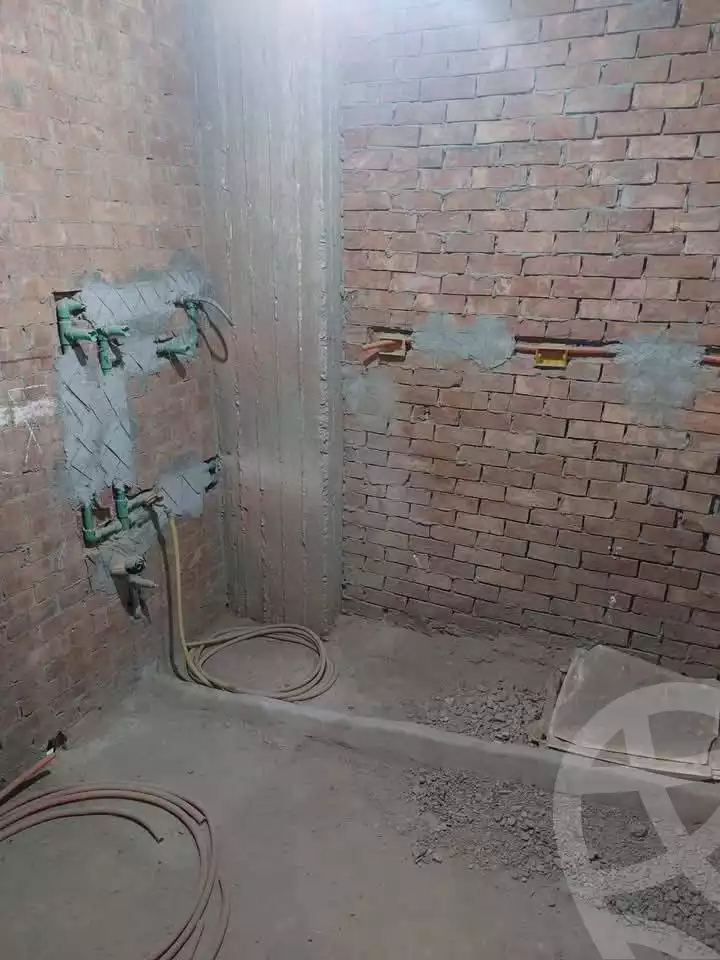 https://aqarmap.com.eg/ar/listing/5646328-for-sale-cairo-helwan-hadayek-helwan-nile-corniche-st