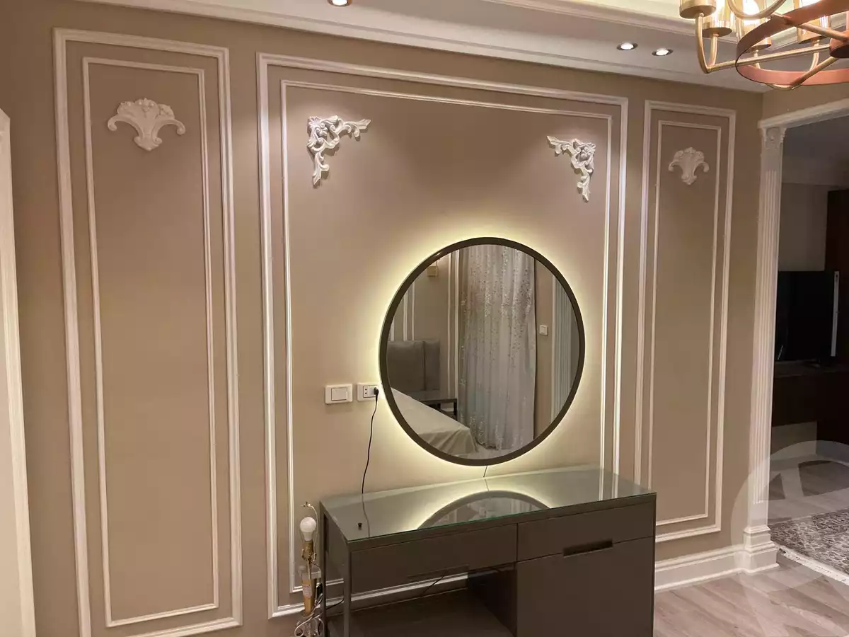 https://aqarmap.com.eg/ar/listing/5770697-for-rent-cairo-new-cairo-compounds-fifth-square