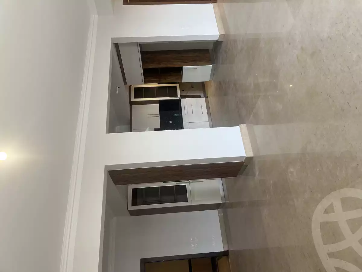 https://aqarmap.com.eg/en/listing/5969460-for-rent-cairo-new-cairo-compounds-hyde-park-centre-ville-hyde-park