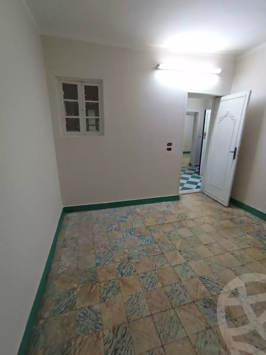 https://aqarmap.com.eg/ar/listing/5648882-for-sale-cairo-ain-shams-ain-shams-el-sharkia