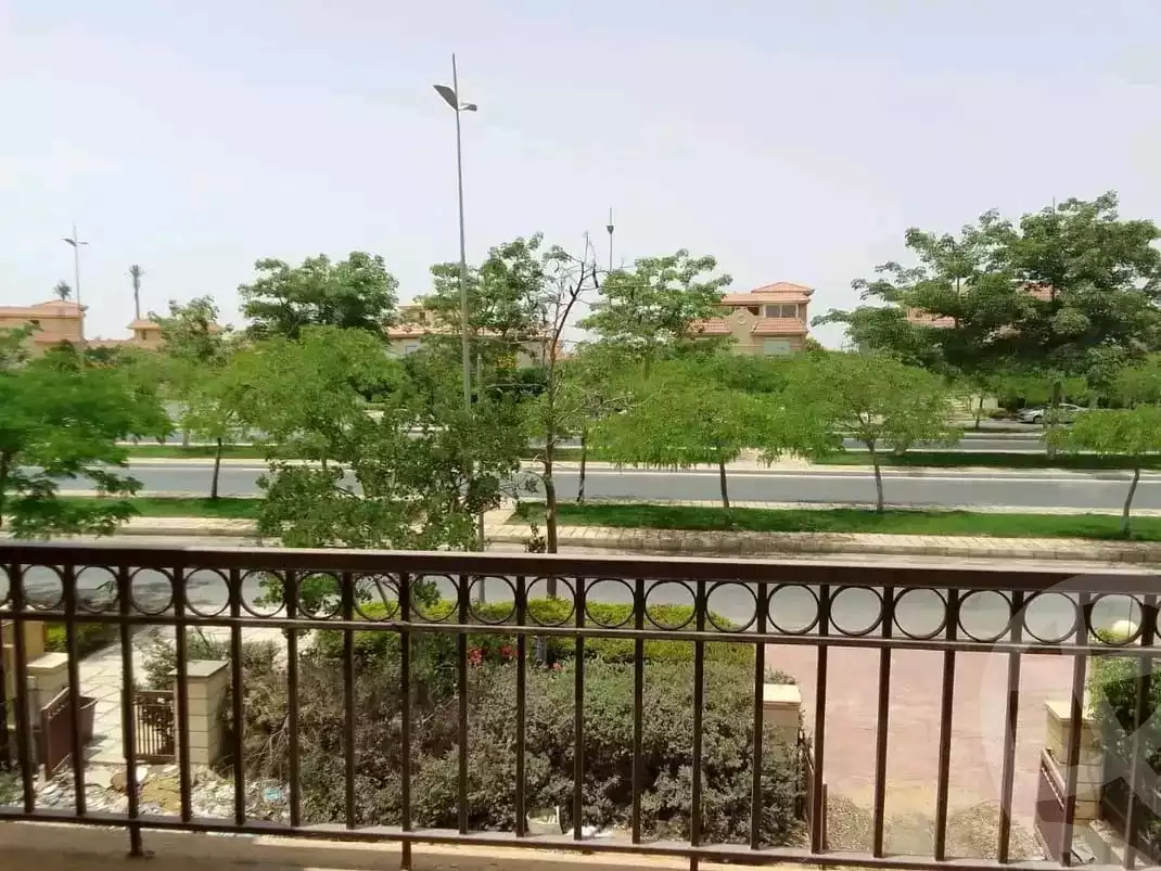 https://aqarmap.com.eg/en/listing/5650675-for-sale-cairo-new-cairo-madinaty-lmntq-lkhms-fylt-group-22